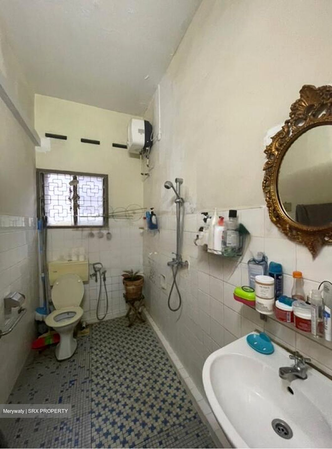 Thomson Road (D11), Terrace #472828931